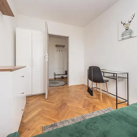 Glow Apartments, Kolobrzeska Γκντανσκ