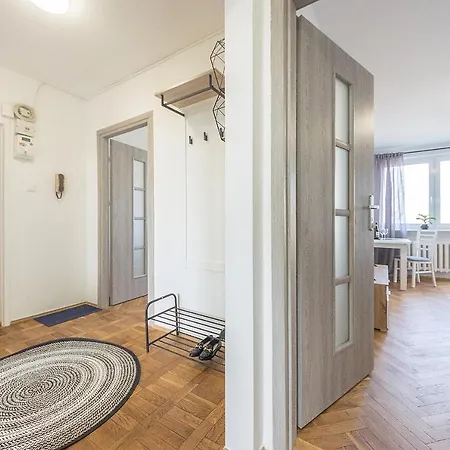 Glow Apartments, Kolobrzeska