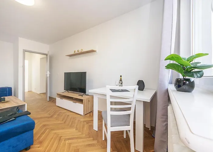 Glow Apartments, Kolobrzeska アパート *