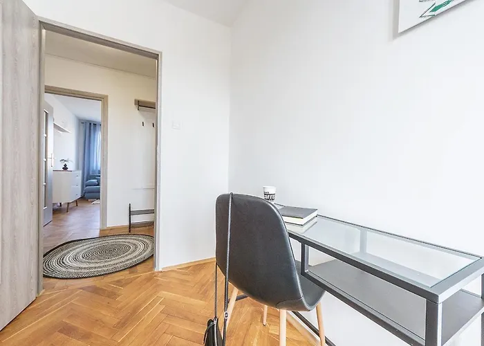 Glow Apartments, Kolobrzeska